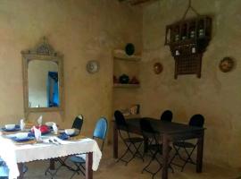 Dar Oasis Moringa, hotel a Erfoud