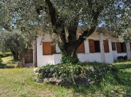 LA CASA TRA GLI OLIVI, loma-asunto kohteessa Sona