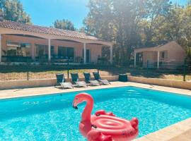 Cahors 10 personnes piscine Villa Carpe Diem certifiée 4 étoiles, pigus viešbutis mieste Arcambal