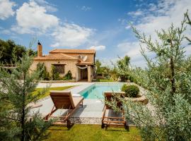 Sincerity Luxury Villa, villa i Tragaki