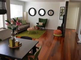 Villas Sienna Homestay，位于黄金海岸的酒店