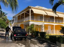 Ti Kaz À Patou, au coeur de l'île., apartment in Baie-Mahault