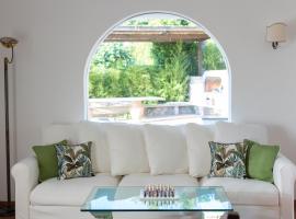 Villa Aurora Pool & Fitness, hotel v destinaci Anacapri