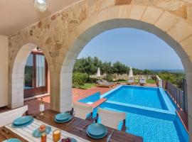 Villa Katerina with Eco heated pool, cheap hotel in Spiliá