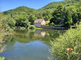 moulin de la chevanne, hotel con parcheggio a Laissey