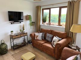 Oak Valley Lodges, hotel di Pett