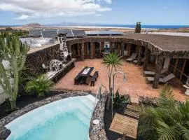 Villa "La Estrella" - el Paraíso with private Jacuzzi