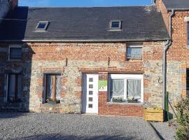 Gîtes des 4A, hôtel à Sémeries