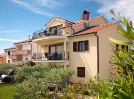 Apartments Otia Seaview, Hotel in Porat