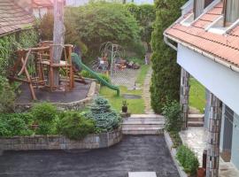 Székely Vendégház, Hotel in Esztergom