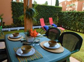 Bonito apartamento con jardín privado en Novo