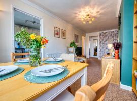 Cosy 3 bed apartment in Southam, sleeps 6, lägenhet i Southam