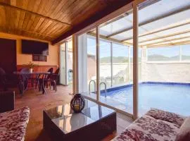 VILLA Elisabeth con Piscina Climatizada Chimenea y Terraza