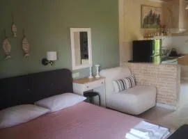 Achillion b&b