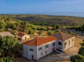 Villa MarFo Natural Park by "elite"