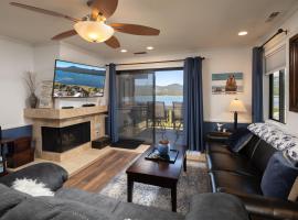 Big Bear Lakefront condo- walk to village, hotel cerca de Juniper Point Marina, Big Bear Lake