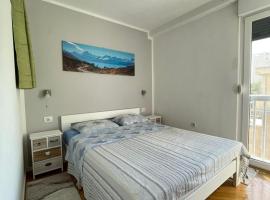 Tina, hotel with parking in Zadar