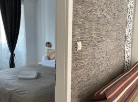 Apartments Kremenic, self catering accommodation in Cres