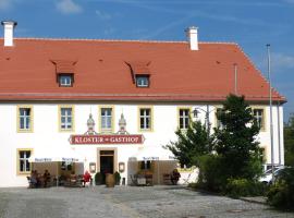 Hotel Kloster-Gasthof Speinshart, hotel económico em Eschenbach in der Oberpfalz