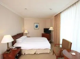 High1 Palace Hotel and CC