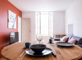 Gîte Terracotta de Segré ✰ cuisine ✰ chambre (lit queen size) ✰ salon, hotel pet friendly a Segré