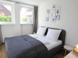 Modernes Apartment - Terrasse und Parkplatz