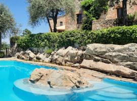 Borgo Livernano - Farmhouse with pool, farm stay in Radda in Chianti