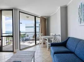 Hosteeva 1-bedroom Meridian Plaza Condo with Ocean View