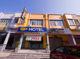 Golden Pearl Hotel Near Universiti Tun Hussein Onn Malaysia UTHM, hotel v destinaci Batu Pahat