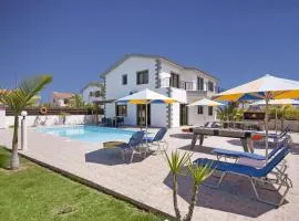 Villa Coral Christina by Villa Plus