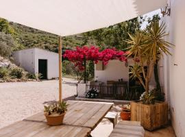 Finca Serrato, Hotel in Colmenar