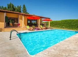 Villa Rosie by Villa Plus