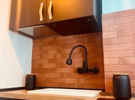 Trevi industrial room C, hotel in Milan