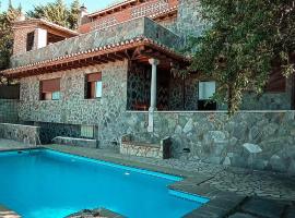 Villa Los Almendros Rural: Padul'da bir otoparklı otel