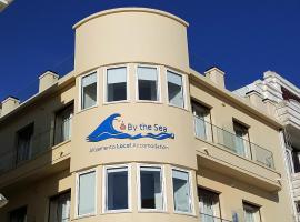 By the Sea, hotel u gradu Nazare