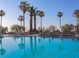 Marins Suites - Adults Only Hotel, hotel in Cala Millor