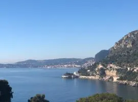 Une terrasse sur Monaco logement 2 chambre