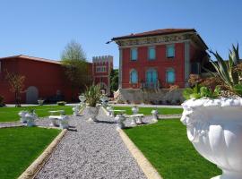 VILLA GARUTI VILLAGE, appart'hôtel à Padenghe sul Garda