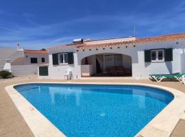 Villa Coral, holiday home in Cala'n Porter