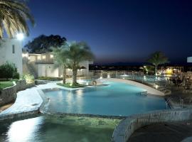 Avra Beach Resort, хотелски комплекс в Иксия