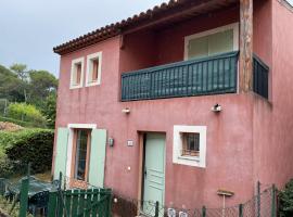 Maison de Vancances à louer Alpes Maritimes, povoljni hotel u gradu 'Mouans-Sartoux'