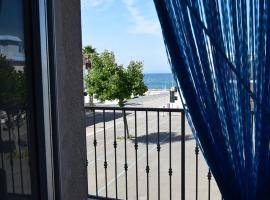 Appartamento Il Marinaio vista mare - MyHo Casa, hotel in Torre Canne