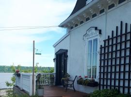 Auberge le Petit Séjour, bed and breakfast v destinaci Chateau Richer