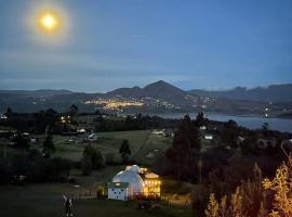 Glamping La Villa, luxussátor Guatavitában