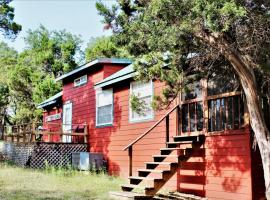 HomeAway Cabins and Animal Sanctuary, pet-friendly hotel in Boerne
