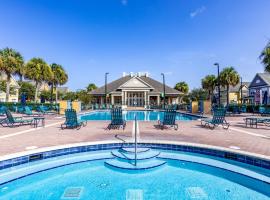 Villas at Seven Dwarfs Resort - Near to Disney, resort in Kissimmee