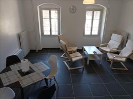O'Couvent - Appartement 80m2 - 2 chambres - A331, holiday rental in Salins-les-Bains
