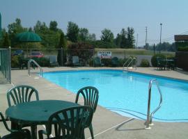 McIntosh Country Inn & Conference Centre, hotel malapit sa Upper Canada Village, Morrisburg