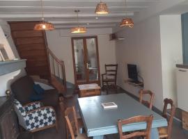 la maison des vendangeurs, holiday rental in Villesequelande