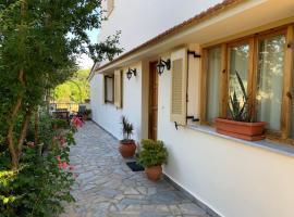 VILLA FATIMA, hotel with parking in Vryses